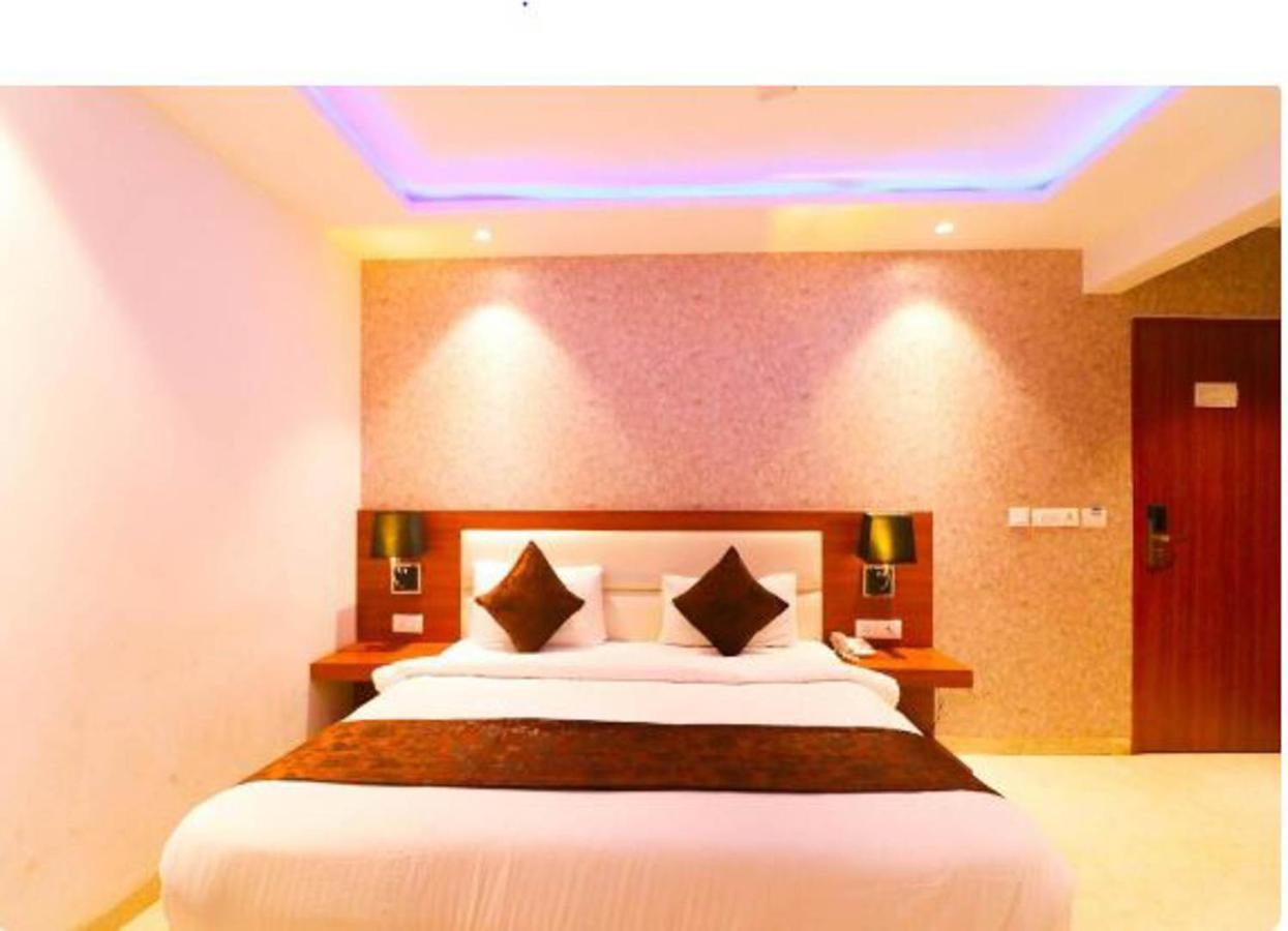Hotel Royal Sky Luxury Near Delhi Airport New Delhi Luaran gambar